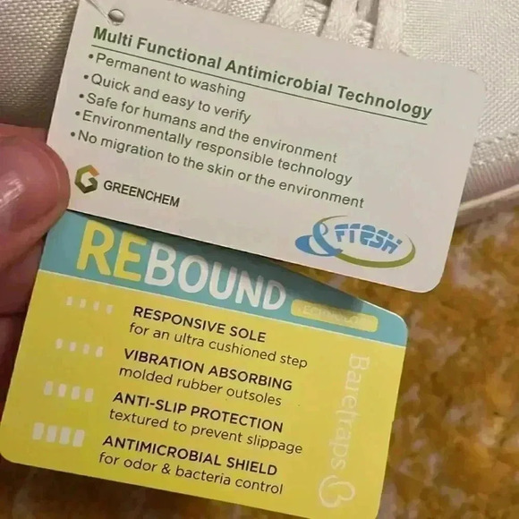 Bear traps canvas anti-microbial sneakers with leopard print detail 8.5 NWOB - Picture 8 of 9